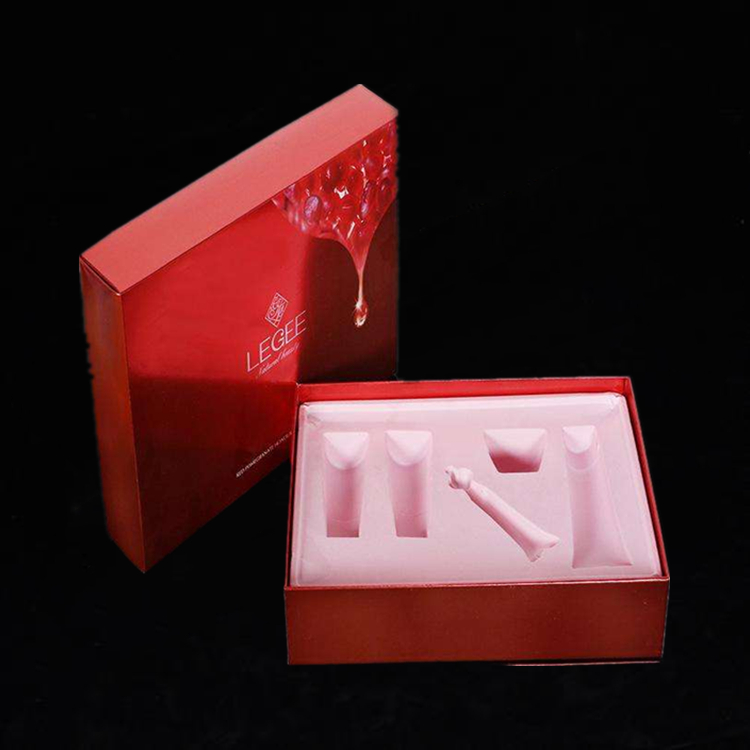 <b>化妆品植绒蜜桃AV一区二区三区内托</b>